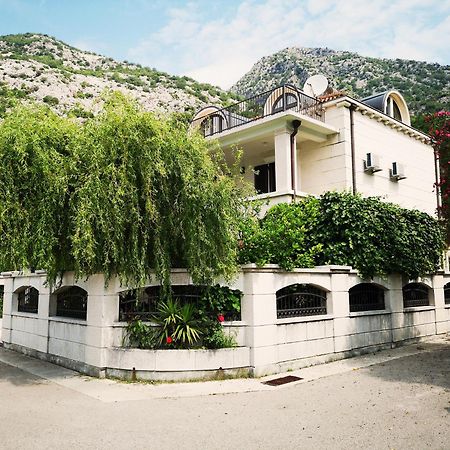 Villa Teuta Risan Zewnętrze zdjęcie